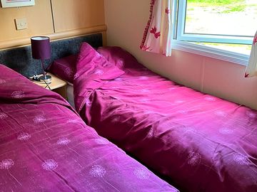 Twin bedroom