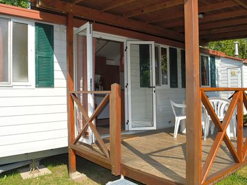 The lake view static caravan