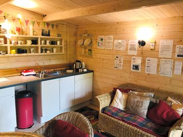 Communal kitchen facilities