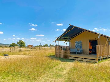 Safari tent general view