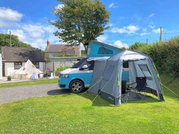 Campsite and pub.