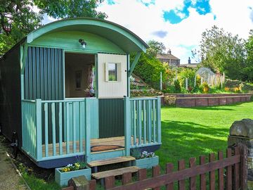 Shepherd's hut