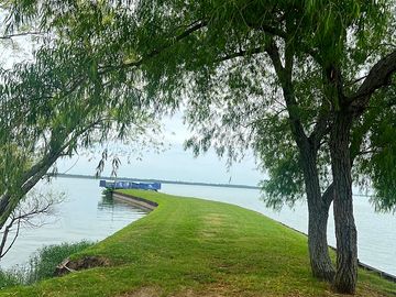 Fishing pier