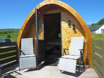 Large decking area with recliners