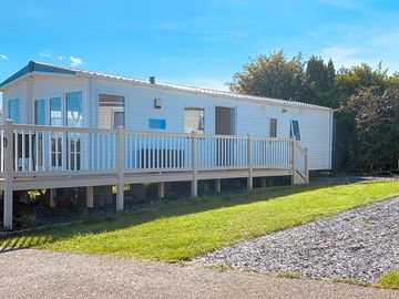 2 bedroom caravan