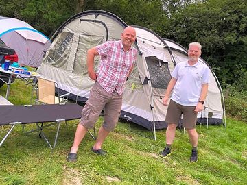 Guests on a pitch