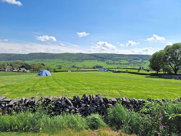 Photo of the campsite from the road