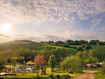 Prachtig gelegen | camping suasa in le marche