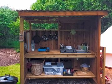 Private kitchen area for each tent