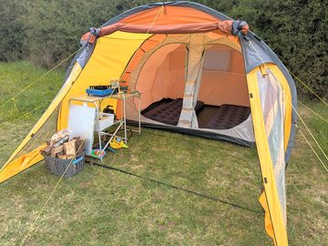 Fox's tent pitch