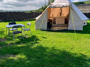 Sweet knoll bell tent