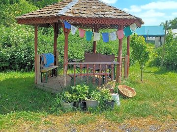 Bar stand