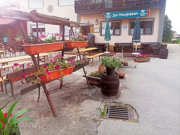 Restaurant beer garden