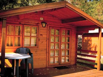 Microlodge with deck terrace
