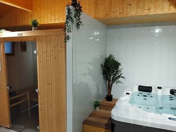 Jacuzzi and sauna