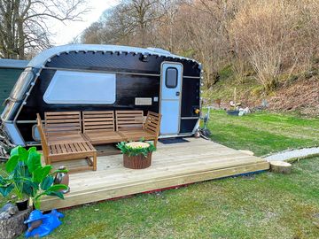 Heron’s neat family caravan