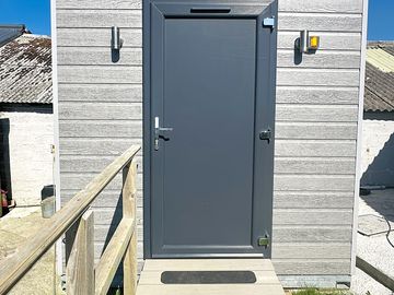 Disabled block with ramp access