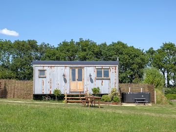Honey Bee shepherd's hut