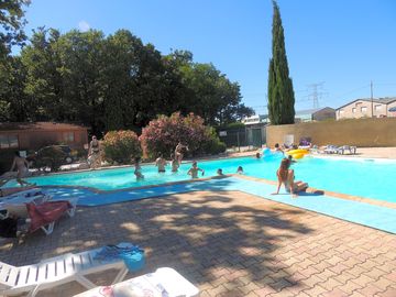 Generous swimming pool