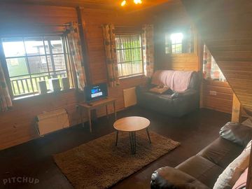 Riverside 4 bedroom log cabin