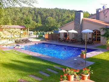 Outdoor swimming pool