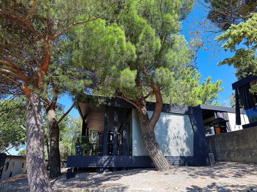 Mobile home with decking