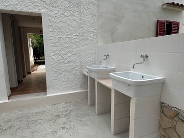 Sinks