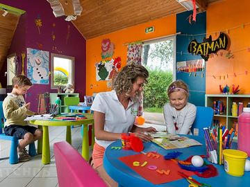 Kids' club