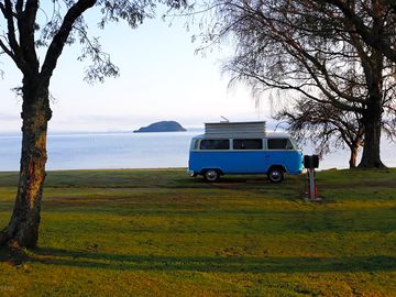 Lakeside powered and unpowered sites