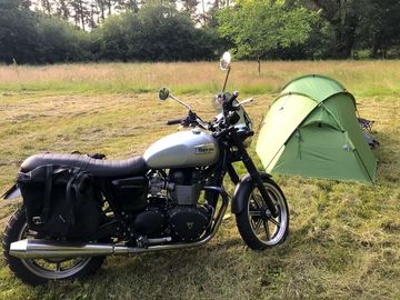 Beautiful spot, just needs some help, water flow, and tlc. Hope this will happen just check.