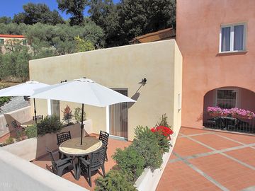 Apartment with terrace