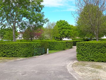 Well-marked pitches