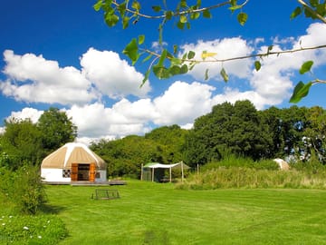 Willow Yurt (added by manager 29 Jun 2018)