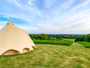 Bell Tent with views (added by manager 20 Sep 2022)