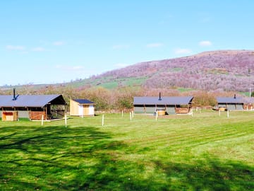 Luxury safari tents in the stunning Brecon Beacons (added by manager 26 Apr 2019)