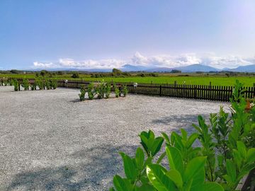 Enjoy a mountain view from every pitch.