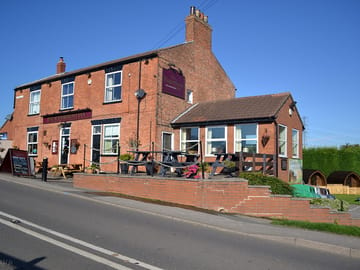 The on-site Waterfront Inn pub (added by manager 21 Oct 2016)
