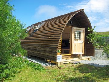 Ensuite wigwam with sheltered garden