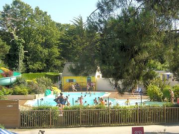 Swimming pool with waterslides