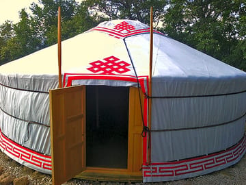 Yurt outside (added by manager 03 Mar 2017)