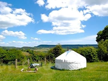 Meadow Yurt (added by manager 03 Feb 2014)