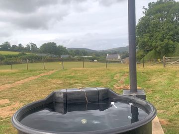 Wood-fired hot tub