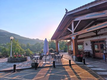 Bar and restaurant