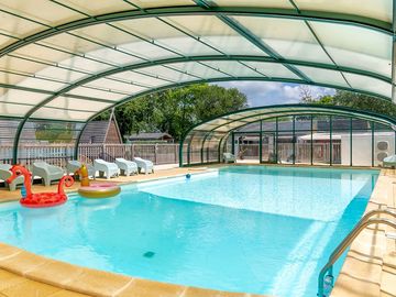Piscine chauffée couverte/découverte