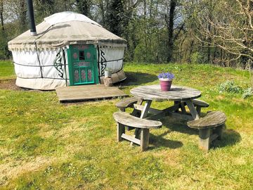 Myrtle, a cosy mongolian yurt.