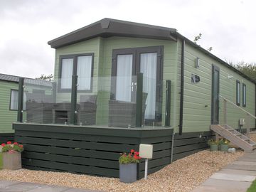 Regal Baywater 3 bedroom caravan