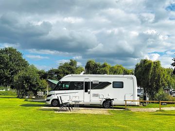 Electric hardstanding pitch, suitable for motorhomes, caravans, campervans