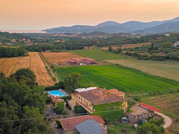 Il paesaggio che ci circonda, dal mare alla montagna!