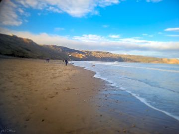 Cayton bay