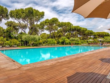 Pool and sun deck